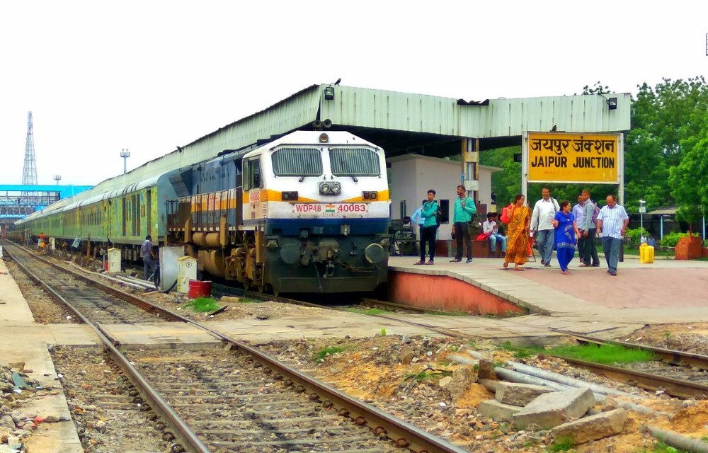 Jaipur Kanakpura Railway Station  : 4 km
